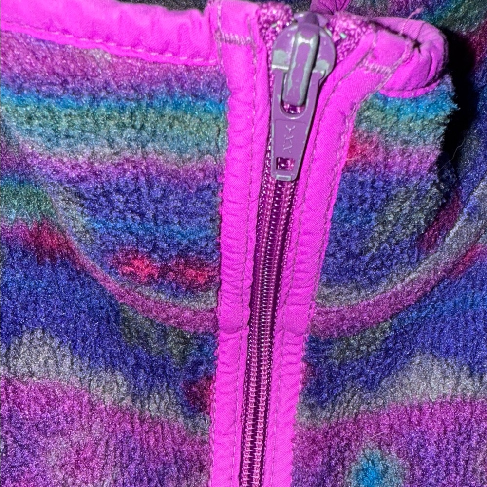 L.L. Bean Purple and Pink Patterned Fleece Vest vintage - Picture 3 of 5